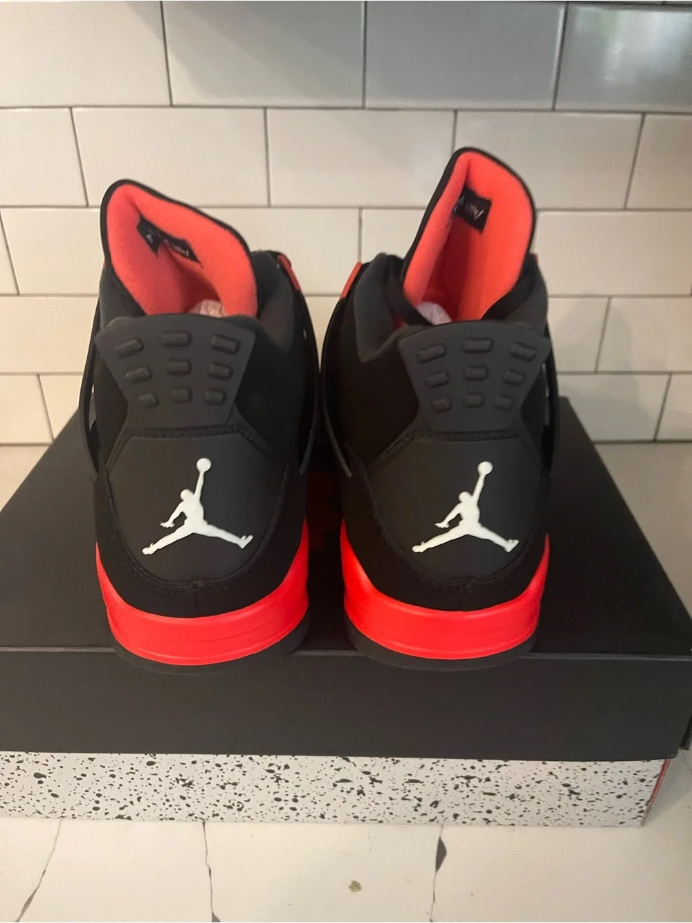 Men’s Retro 4 Red Thunder Size 13.